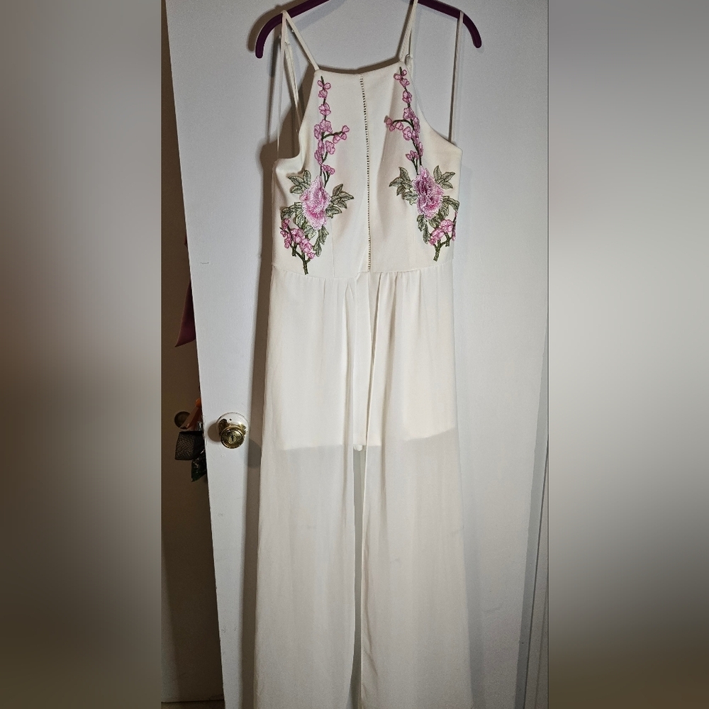 Premier Amour White Dress Short Sleeve - Picture 2 of 10